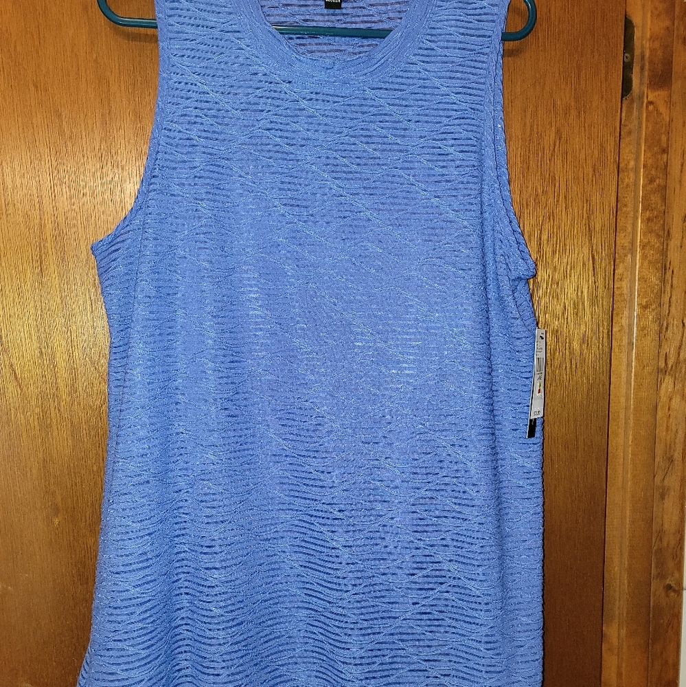 WOMENS AB Studios top